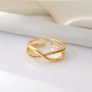 Golden infinity twist casual ring for women